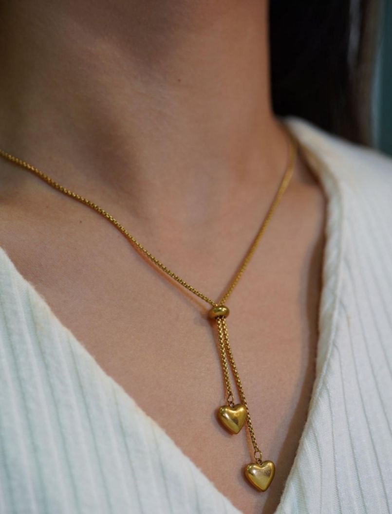 Double Heart Drop Necklace – Elegant Gold Love Pendant